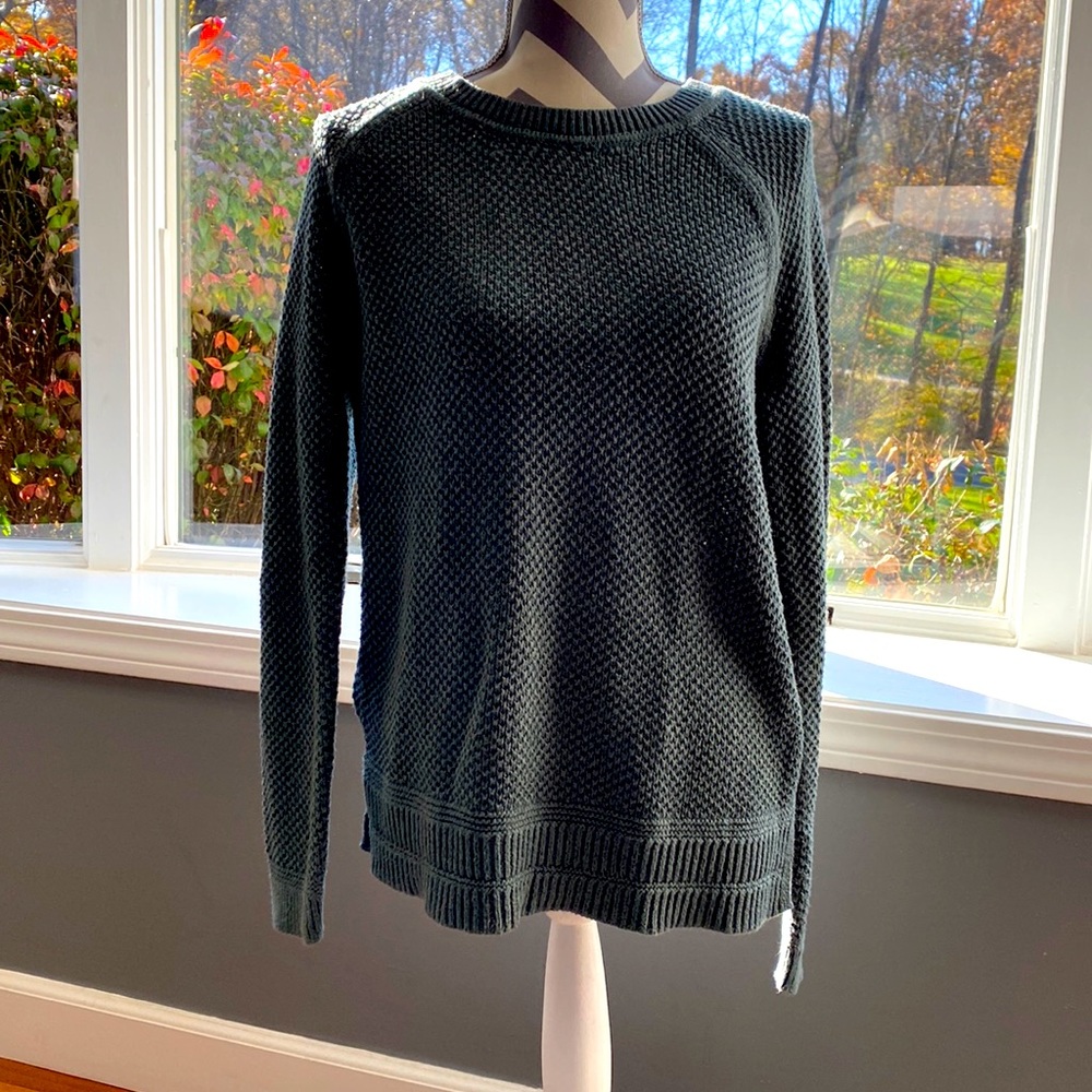 Old Navy sweater